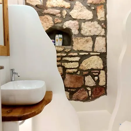 Doriana In Pelekouda Pollonia