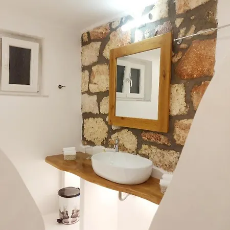 Doriana In Pelekouda ポロニア